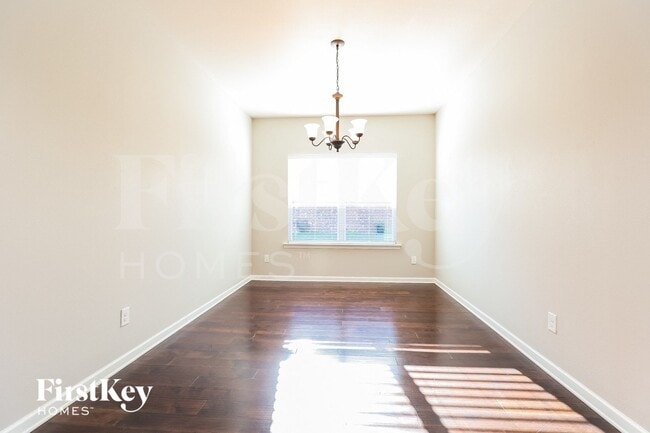 Foto del edificio - 831 Mesa Verde Pl