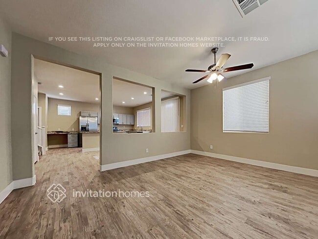 Foto del edificio - 6783 Wormwood Ln