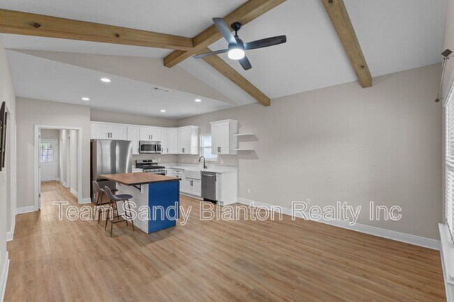 Foto del edificio - 8553 Sonnyboy Ln