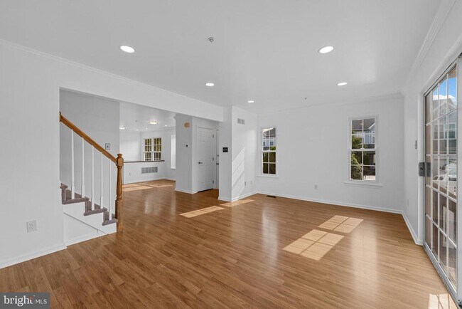 Foto del edificio - 540 Eagle Ct