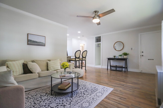 Foto del edificio - 504 Saint John St