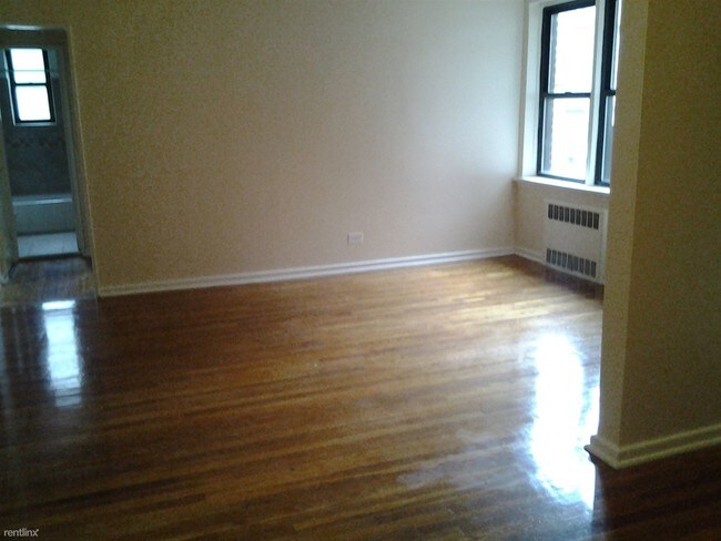 Building Photo - 8339 116th St