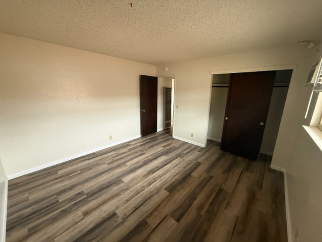 Foto del edificio - 1226 East St