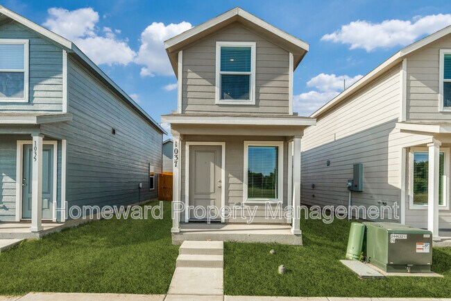 Foto del edificio - 1037 Bishop Creek Dr