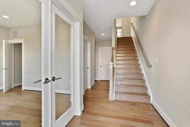 Foto del edificio - 22958 Clarence Walk Ter