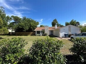 Building Photo - 11701 Rustic Rock Dr