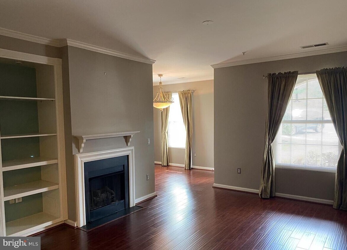 46608 Drysdale Terrace Unit 101, Sterling, VA 20165 Apartment for