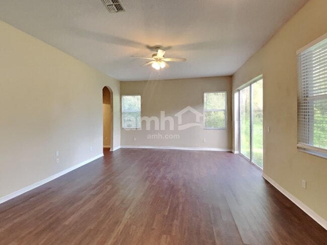 Foto del edificio - 20052 Bluff Oak Blvd