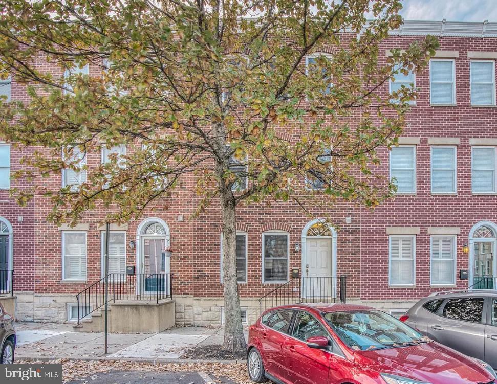 Primary Photo - 1320 Race St