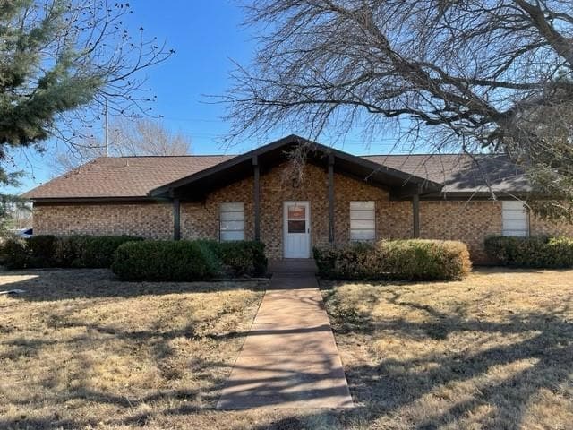 Foto principal - 1045 Clark Rd
