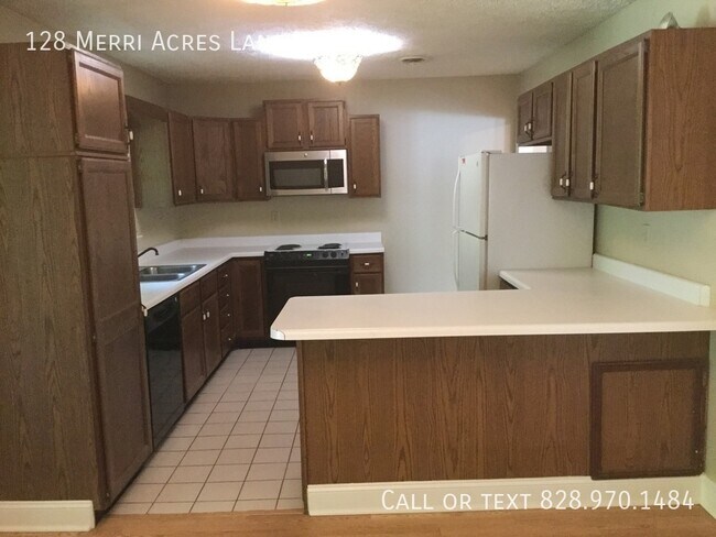 Foto del edificio - 128 Merri Acres Ln