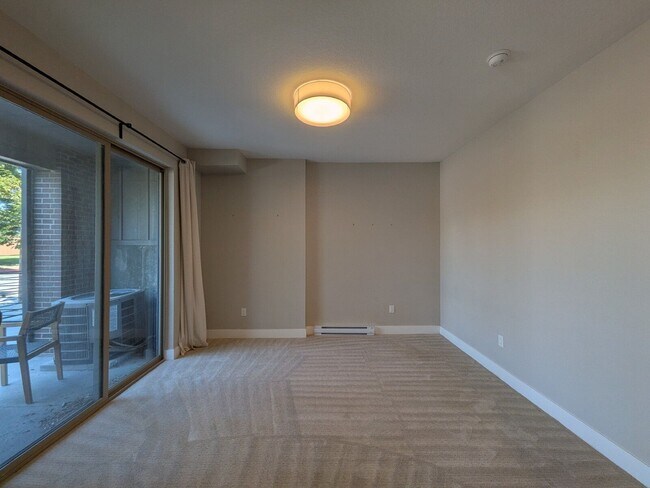 Building Photo - 5009 S Prince Pl