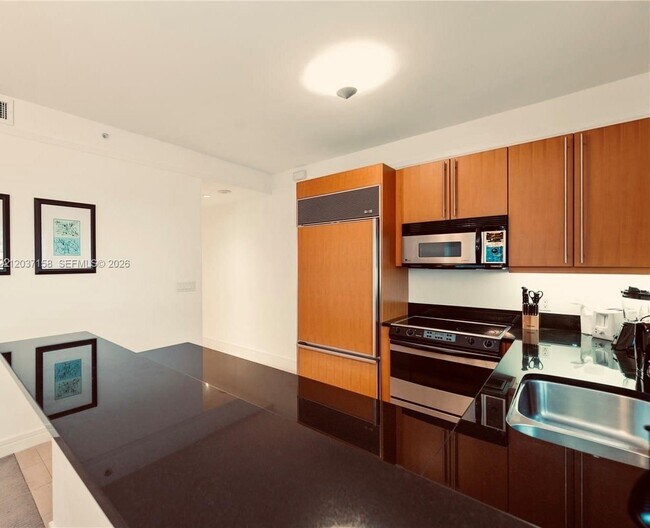 Foto del edificio - 1435 Brickell Ave