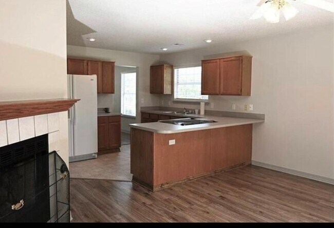 Foto del edificio - 1796 N Salem Rd