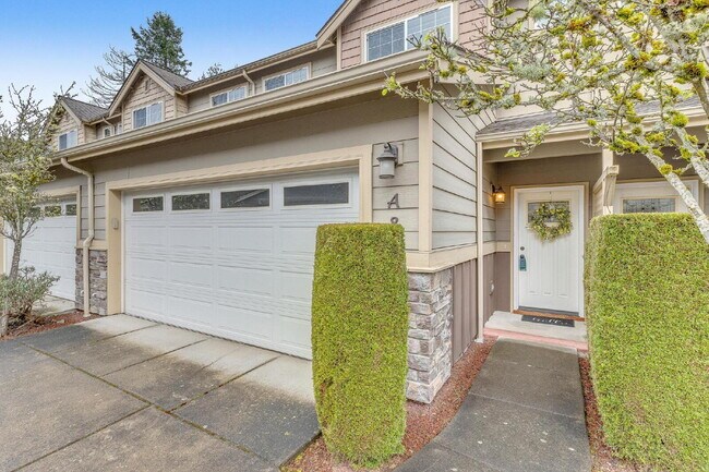 Foto del edificio - Gorgeous 3 Bedroom Townhome in Gated Commu...