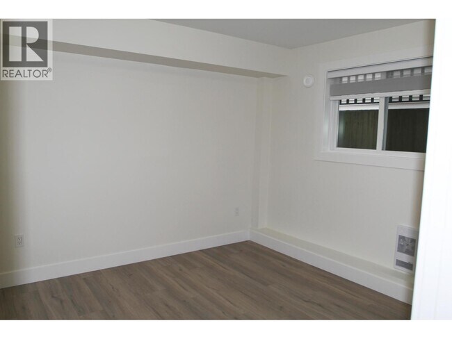 Photo du bâtiment - 10590 McVeety St