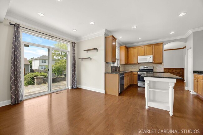 Building Photo - 2783 Hillsboro Blvd