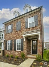 Building Photo - 422 Longstone Rd