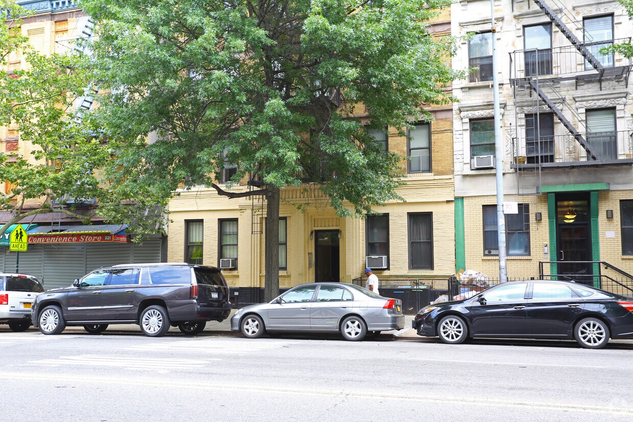 Foto del edificio - 319 W 116th St