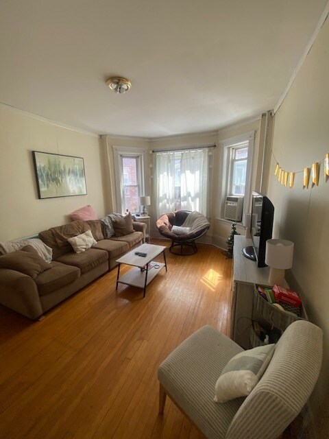 Foto principal - 247 Cambridge St