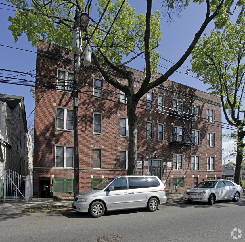 Foto principal - 292 Wainwright St