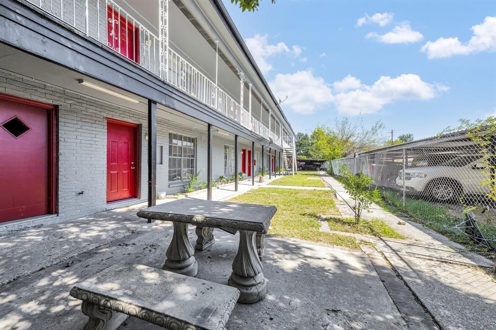 3040 Golfcrest Blvd Unit 8, Houston, TX 77087 Room for Rent in