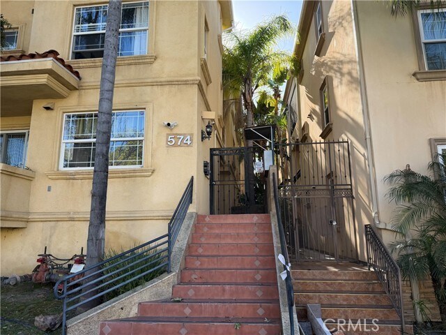 Foto del edificio - 574 E Palm Ave