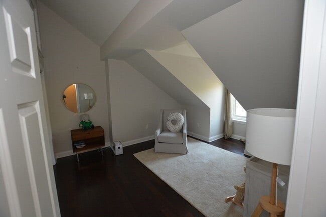 Building Photo - 433 Shawmut Ave