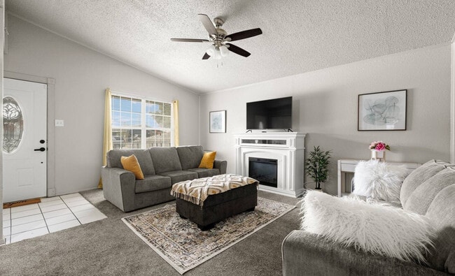 Foto del edificio - 11934 Hearn Rd