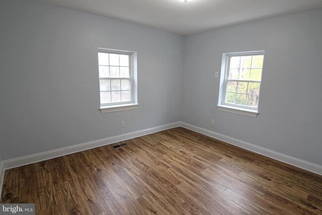 Building Photo - 63 Columbus St