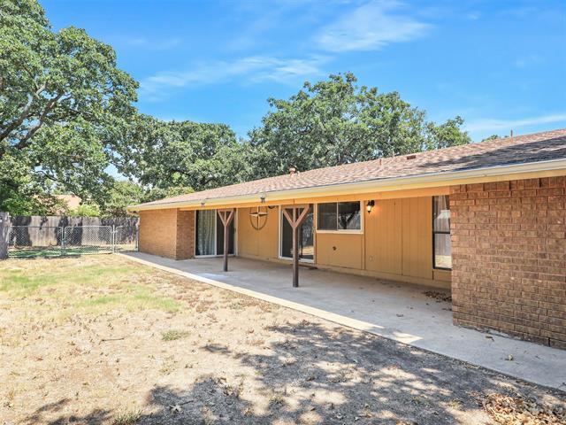Building Photo - 3809 Aspenwood Dr