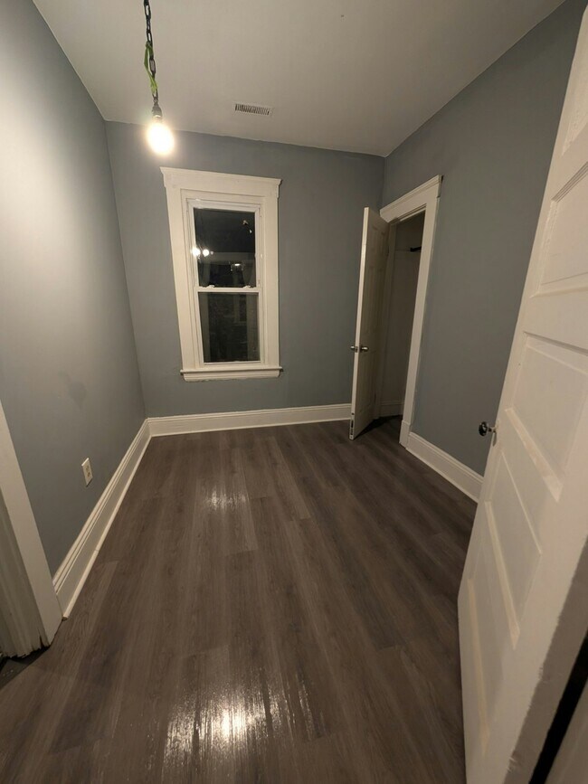 Foto del edificio - 1169 E 60th St