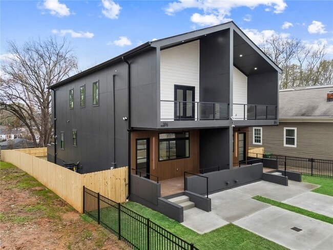 Foto del edificio - 582 Hope St SW