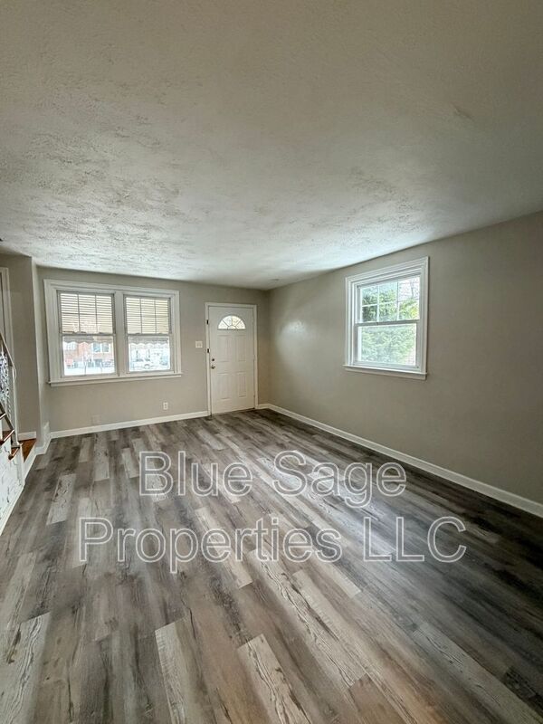 Foto del edificio - 15 King Ave