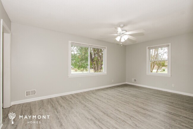 Foto del edificio - 1745 Bywood Dr