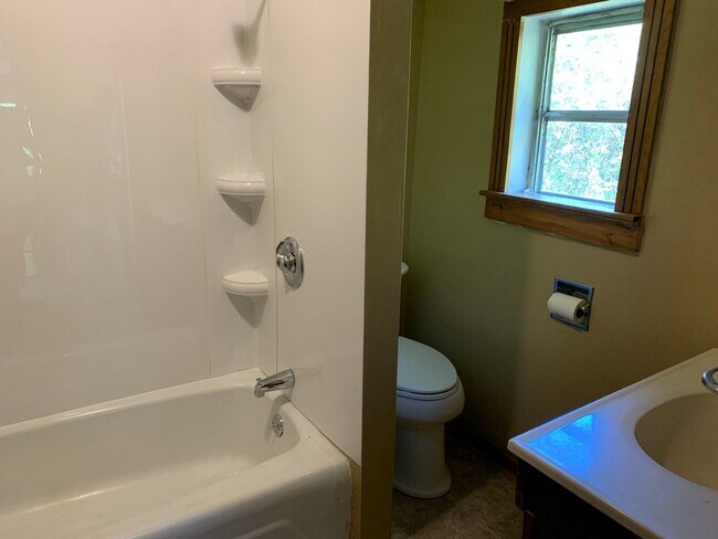 Foto del edificio - One Level Home in Concord