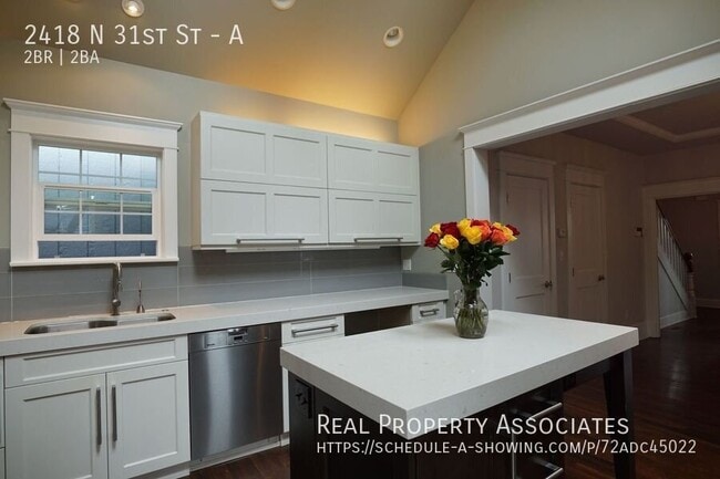 Building Photo - 2418 N 31st St