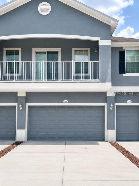Foto del edificio - 8427 Blue Rock Dr