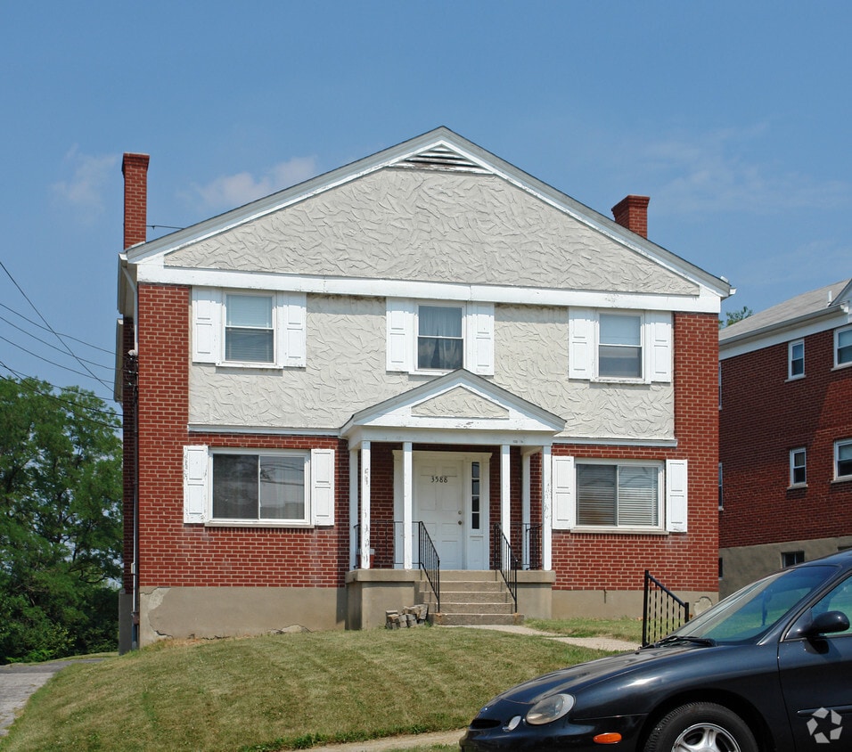 Primary Photo - 3588 Schwartze Ave