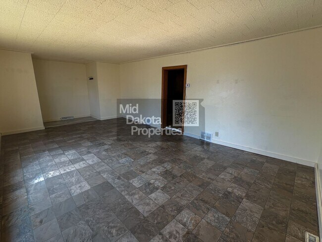 Foto del edificio - 1122 W 3rd Ave
