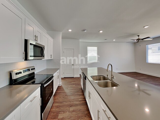Foto del edificio - 9132 Liberty Cap Ct