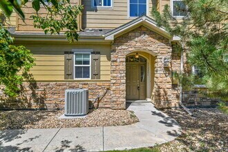 Building Photo - 11220 Osage Cir