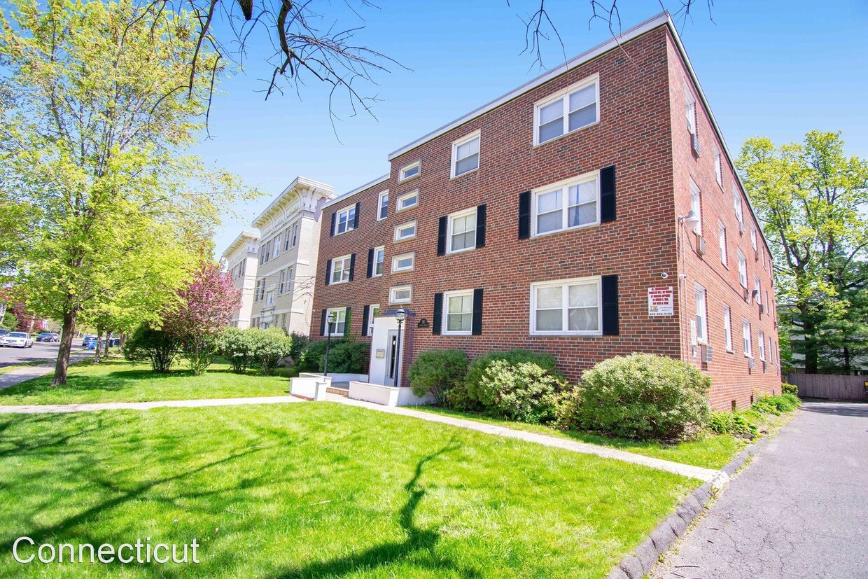 Primary Photo - 18 Sherman St