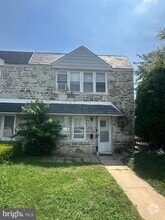 Building Photo - 2031 Beyer Ave