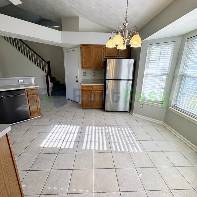 Building Photo - 2038 Coral Ivy Ln