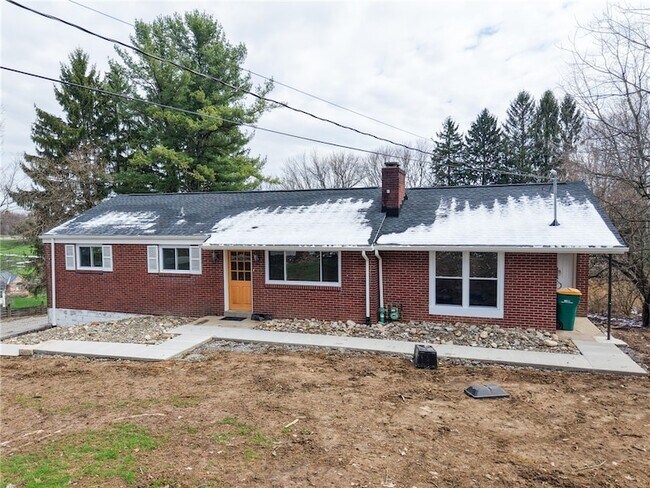 Photo - 2158 Reis Run Rd House