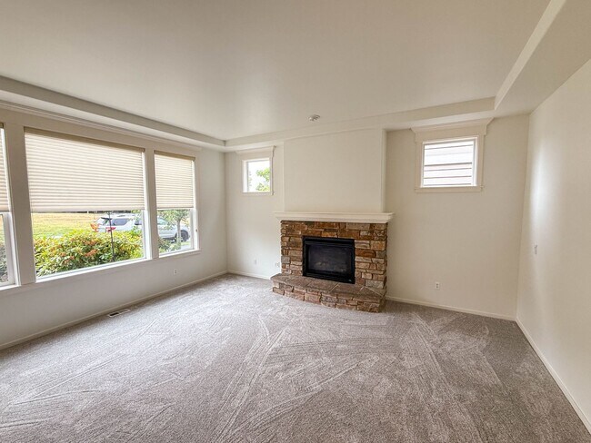 Building Photo - 4Bd/2.75Ba Issaquah House