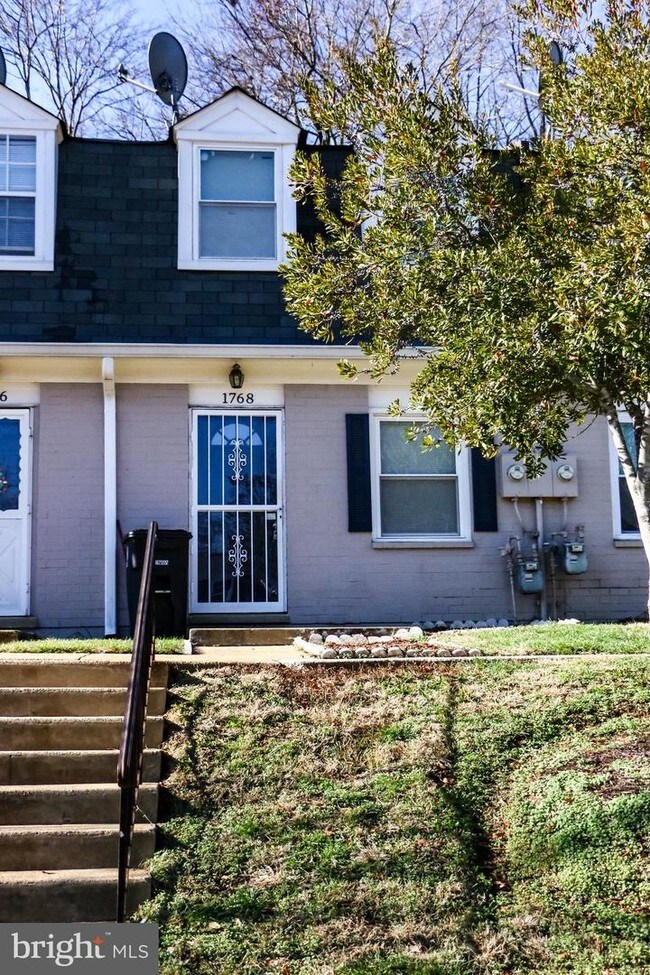 1768 Dutch Village Dr, Hyattsville, MD 20785 Townhouse for Rent in