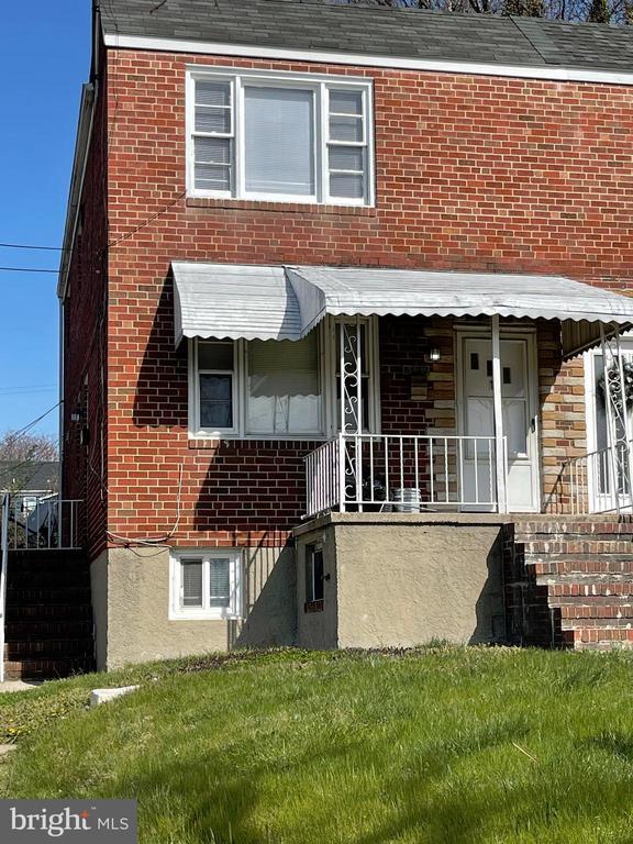 Primary Photo - 5122 Plainfield Ave