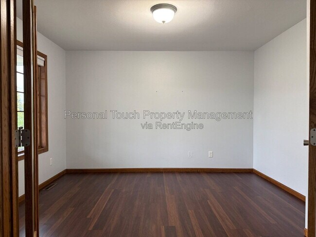 Foto del edificio - 3539 Woodbury Ct S